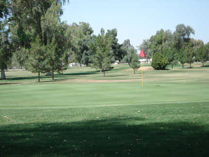 Glen Lakes Municipal Golf Course in Glendale