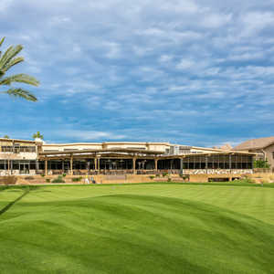 Moon Valley CC: Clubhouse